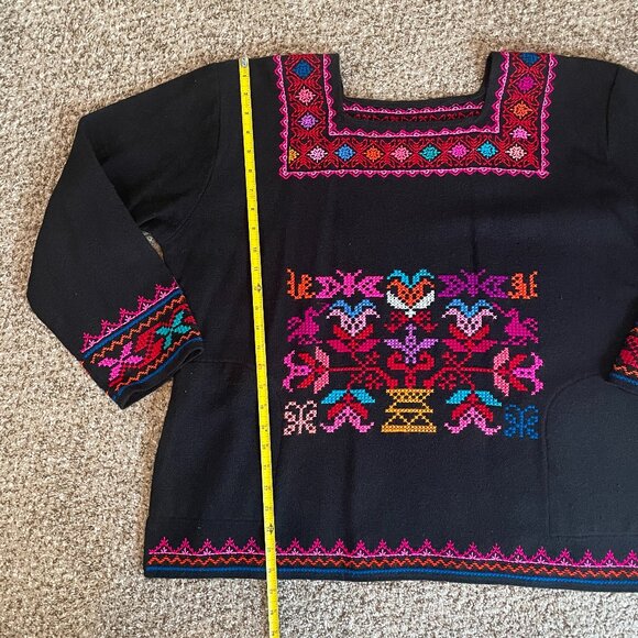 Size XL embroidered Hueyapan Puebla acrilan sweater - Picture 4 of 10